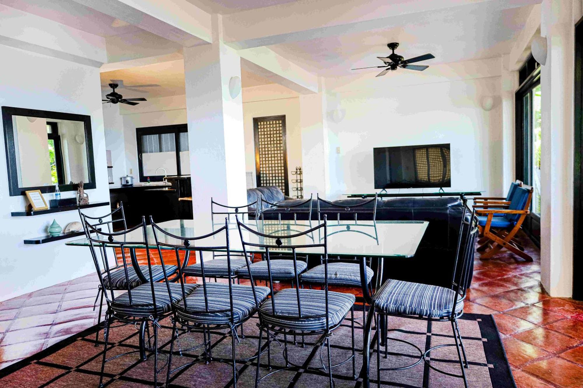 Out Of The Blue Resort Puerto Galera Habitación foto